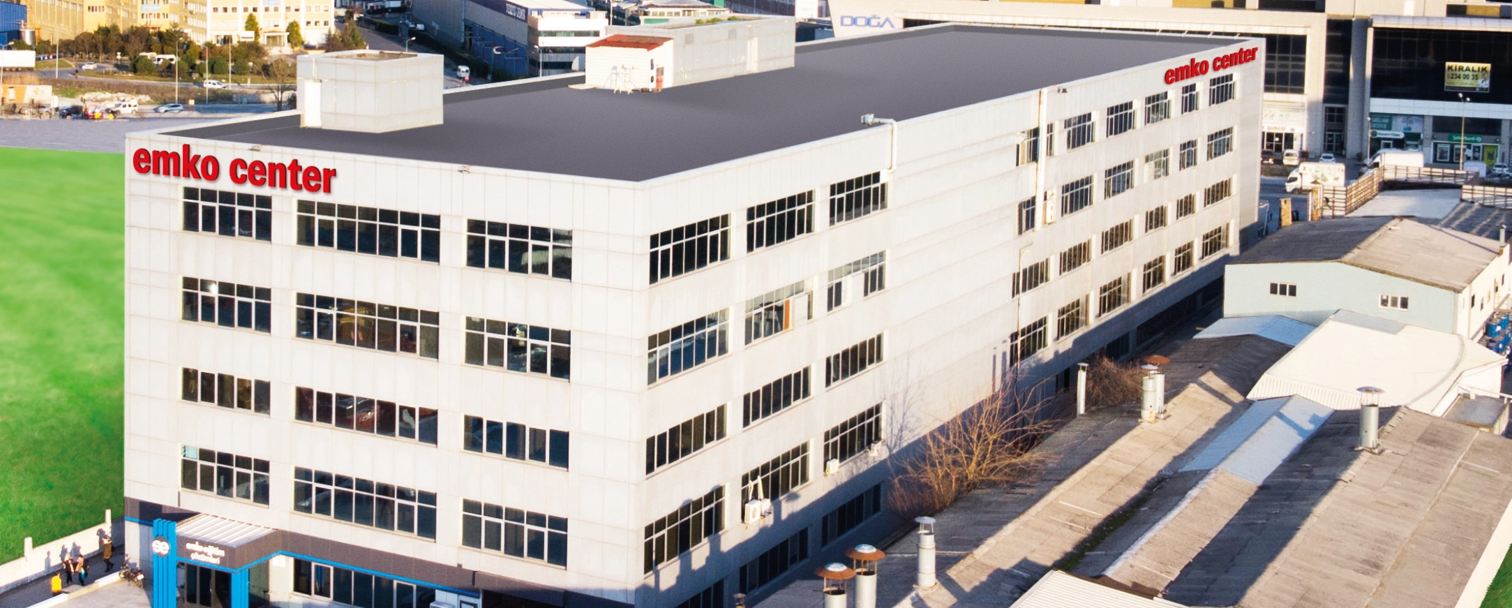 Emko fabrikasının önden görünümü